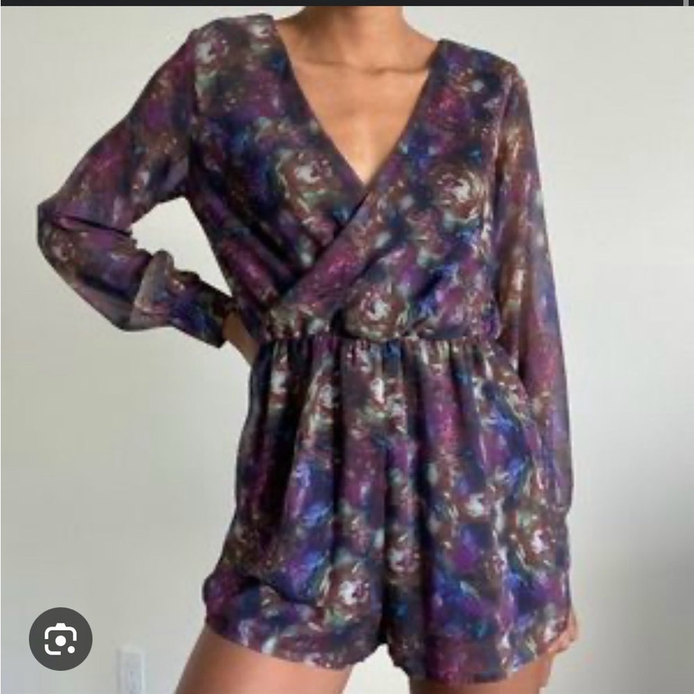Oh My Love London Floral V‎ Neck Romper XS